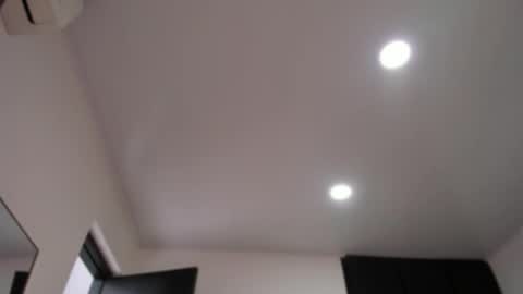 Snapshot of vandalovee chatting on 10-12-25, 12:15 Babi Alu online show from 10-12-25, 12:15