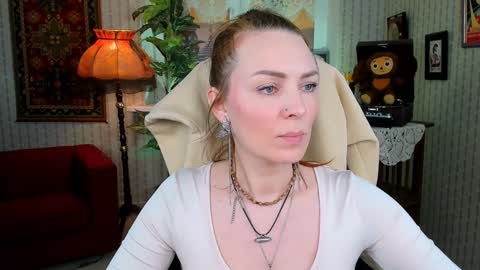 Vanda online show from 12-15-24, 01:32