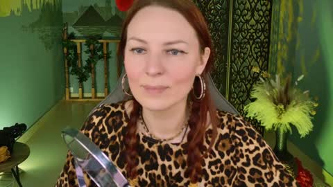 Vanda online show from 12-19-24, 01:18