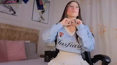 vane_coral online show from 07-09-26, 11:25