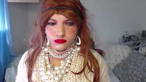 vanesacrossri online show from 11-12-25, 09:32