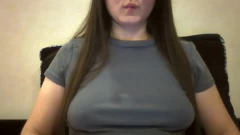 Snapshot of vanesajewel chatting on 07-05-26, 06:04 VanesaJewel online show from 07-05-26, 06:04