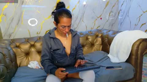 Vanessa online show from 02-16-26, 10:17