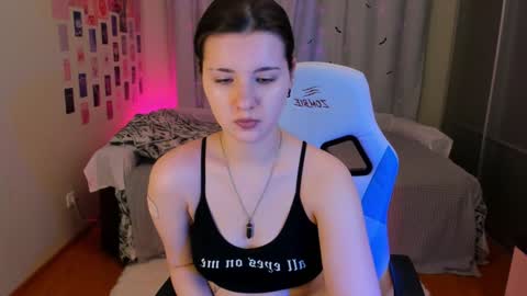 Vanessa online show from 02-04-25, 12:51