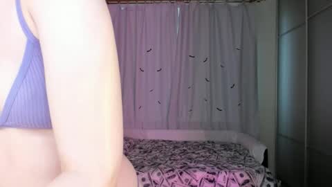 Snapshot of vanessa_brills chatting on 05-23-26, 05:34 Vanessa online show from 05-23-26, 05:34