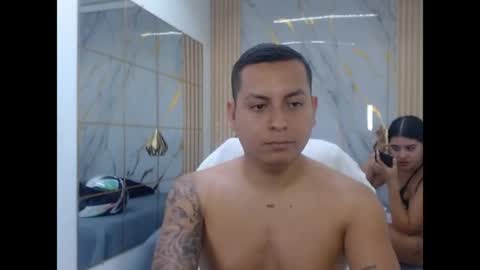 vanessa online show from 04-22-26, 07:15