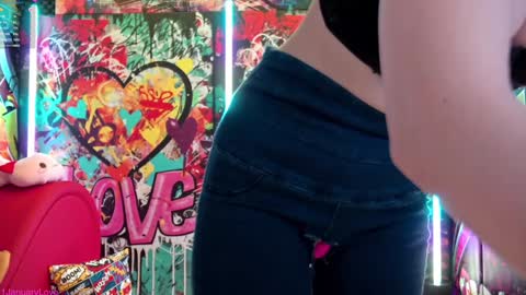  Vanessa  online show from 01-11-26, 03:50