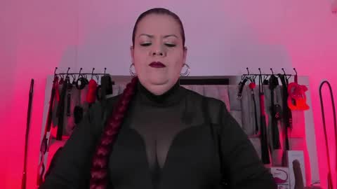 Vanessa online show from 05-31-26, 12:23