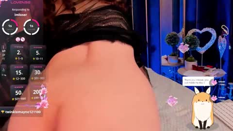 Snapshot of vanessaangelx chatting on 02-24-25, 07:00 Vanessa Diamond online show from 02-24-25, 07:00