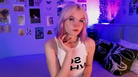 Snapshot of vanessaaustin chatting on 06-02-26, 02:52 Vanessa online show from 06-02-26, 02:52