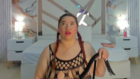 Vanessa Hard online show from 10-07-25, 08:17