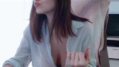 Snapshot of vanessalarahot chatting on 03-07-25, 11:07 Vanessa online show from 03-07-25, 11:07