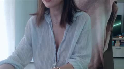 Snapshot of vanessalarahot chatting on 03-11-25, 12:17 Vanessa online show from 03-11-25, 12:17