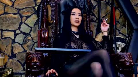 Snapshot of vanessamorningstar1 chatting on 10-18-25, 12:06 Miss Vanessa online show from 10-18-25, 12:06