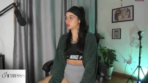 Vanessa online show from 09-17-25, 11:12