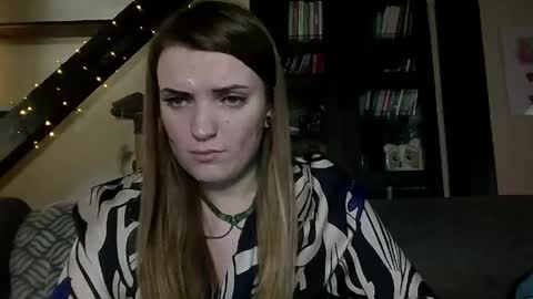 Snapshot of vanessaseduce chatting on 03-24-26, 11:37 Vanessa online show from 03-24-26, 11:37