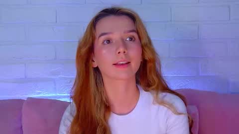 Snapshot of vanessavienne chatting on 03-06-26, 04:03 VanessaVienne online show from 03-06-26, 04:03