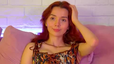 Snapshot of vanessavienne chatting on 06-13-26, 04:32 VanessaVienne online show from 06-13-26, 04:32