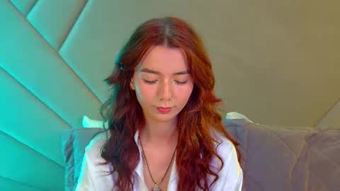 Snapshot of vanessavienne chatting on 06-14-26, 04:20 VanessaVienne online show from 06-14-26, 04:20