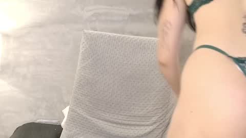 vanika_ray online show from 07-28-26, 02:24