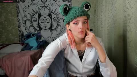 Adelina online show from 01-14-25, 10:02