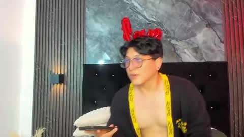 vanilla_hot_ online show from 02-22-25, 05:02