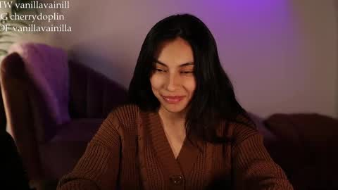 Snapshot of vanilla_velvet chatting on 09-10-25, 11:38 Annabet online show from 09-10-25, 11:38