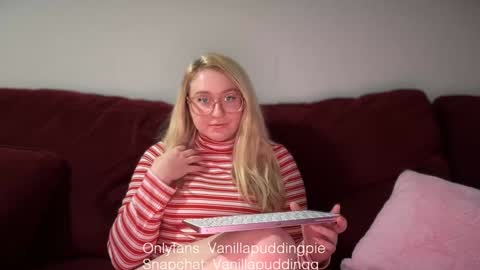 vanillapuddingpie online show from 12-09-24, 10:52