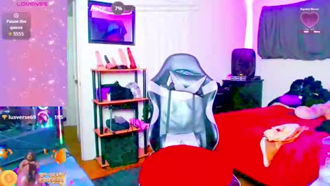 Snapshot of vanityforever101 chatting on 09-19-25, 03:41 VANITY online show from 09-19-25, 03:41