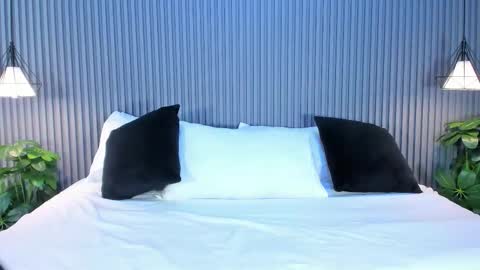 Karine online show from 12-22-25, 11:40