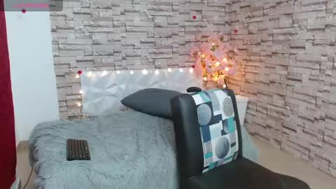 Snapshot of vanse_lust chatting on 02-26-25, 11:48 Karuna online show from 02-26-25, 11:48