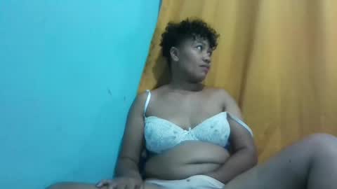 Vayannah online show from 04-21-26, 03:07