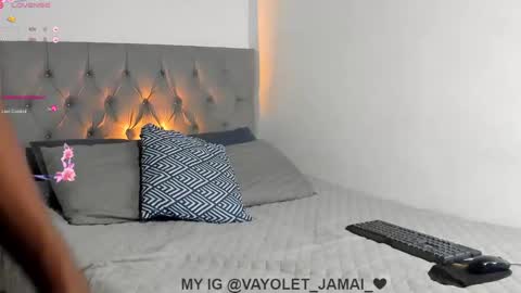 Hi Im Vayolet online show from 02-04-25, 09:10