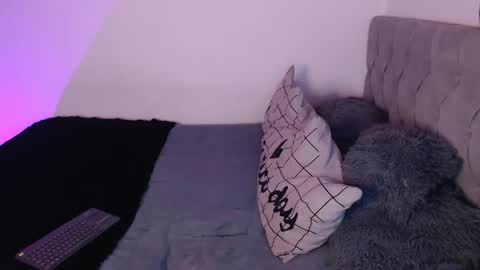 Vayolett Bass online show from 02-13-25, 08:24