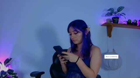 Vayolett online show from 10-26-25, 01:55