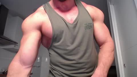 Snapshot of vecinito_ctb chatting on 01-07-25, 11:48 Toni Martins online show from 01-07-25, 11:48