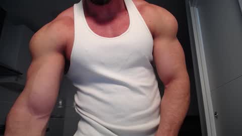 Snapshot of vecinito_ctb chatting on 02-06-25, 09:32 Toni Martins online show from 02-06-25, 09:32