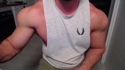 Snapshot of vecinito_ctb chatting on 03-03-25, 09:33 Toni Martins online show from 03-03-25, 09:33