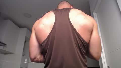 Snapshot of vecinito_ctb chatting on 03-10-25, 10:15 Toni Martins online show from 03-10-25, 10:15