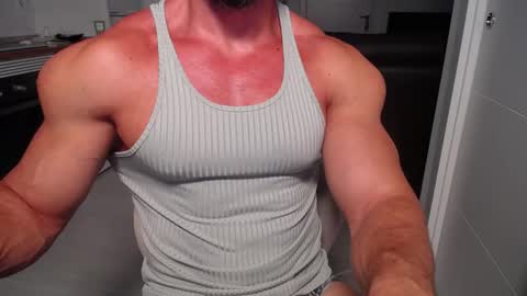 Snapshot of vecinito_ctb chatting on 09-27-25, 11:26 Toni Martins online show from 09-27-25, 11:26