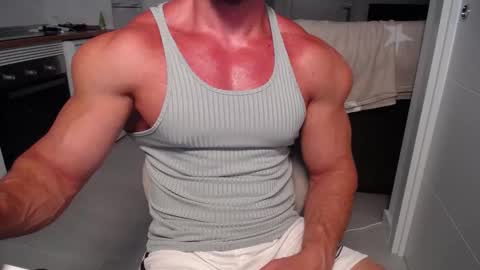 Snapshot of vecinito_ctb chatting on 10-08-25, 11:41 Toni Martins online show from 10-08-25, 11:41