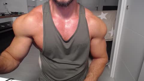 Snapshot of vecinito_ctb chatting on 10-23-25, 08:57 Toni Martins online show from 10-23-25, 08:57