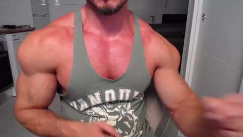 Snapshot of vecinito_ctb chatting on 11-09-25, 10:57 Toni Martins online show from 11-09-25, 10:57