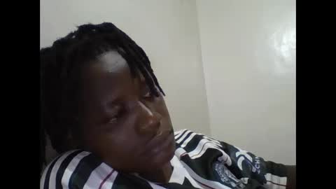 Snapshot of vee_tommy chatting on 05-06-26, 03:13 Vee tommy online show from 05-06-26, 03:13