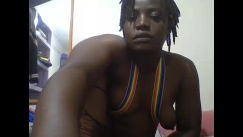 Snapshot of vee_tommy chatting on 06-11-26, 04:32 Vee tommy online show from 06-11-26, 04:32