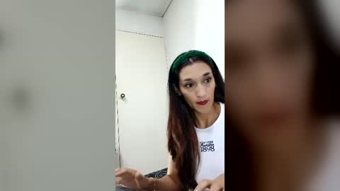 Snapshot of veelvetxxx chatting on 07-13-26, 12:46 Velveet online show from 07-13-26, 12:46