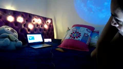 Snapshot of veelvetxxx chatting on 07-28-26, 05:58 Velveet online show from 07-28-26, 05:58