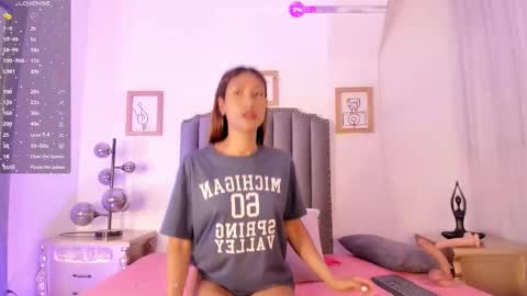 Snapshot of vega__16 chatting on 10-04-25, 11:52 online show from 10-04-25, 11:52