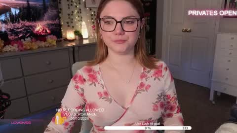 Snapshot of vegas_romance chatting on 05-11-26, 12:16 vegas_romance online show from 05-11-26, 12:16