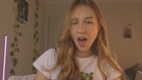 Maria online show from 09-21-25, 03:24